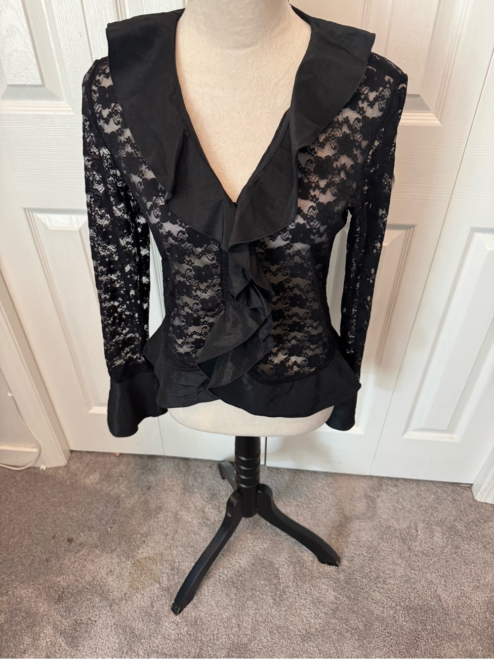 Joseph Ribkoff size 8 Lace top with Satin Ruffle Accents - Picture 15 of 16